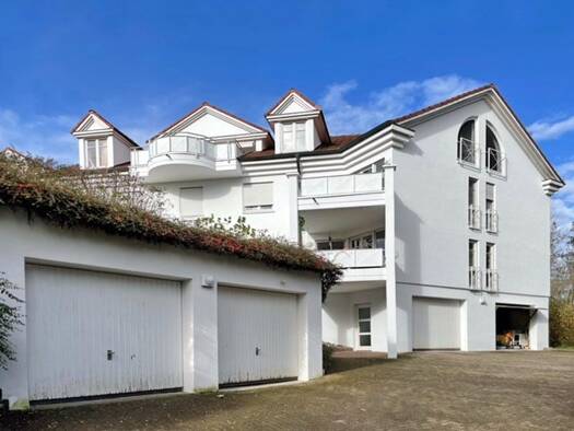 Wohnung zur Miete 950 € 3,5 Zimmer 112,5 m² frei ab 01.09.2026 Flöschgasse 43 Trossingen 78647