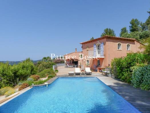Villa zum Kauf 1.990.000 € 6 Zimmer 240 m² 10.575 m² Grundstück Centre Ville Sanary-sur-Mer 83110