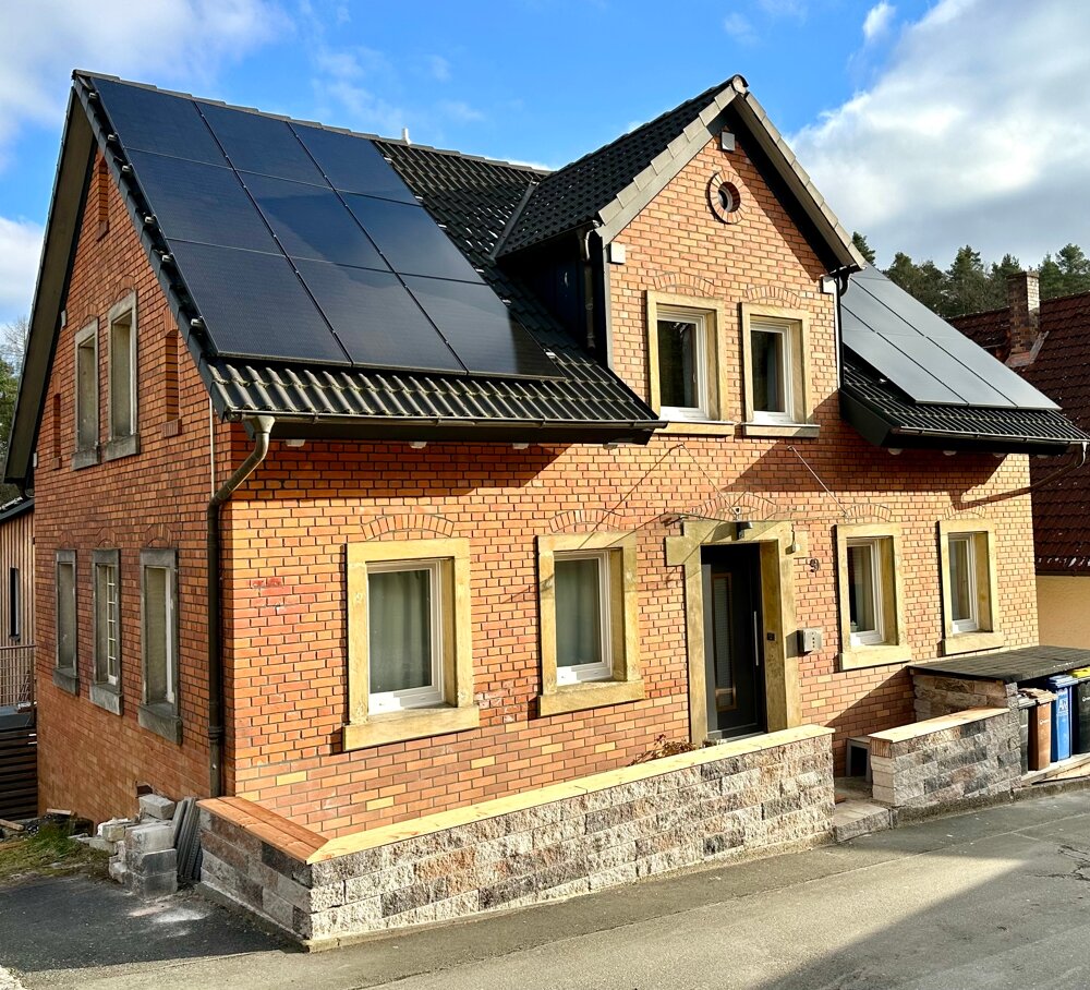 Einfamilienhaus zum Kauf 620.000 € 5 Zimmer 150 m²<br/>Wohnfläche 571 m²<br/>Grundstück Eckersdorf Eckersdorf 95488