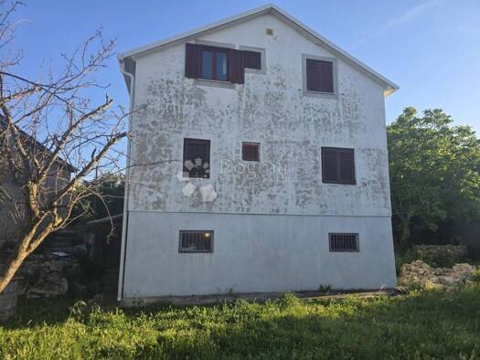 Haus zum Kauf 162.000 € 4 Zimmer 180 m² Drnis Drnis