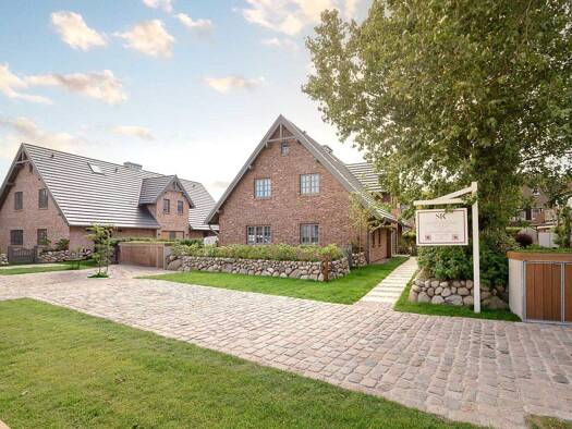 Doppelhaushälfte zum Kauf 2.980.000 € 5 Zimmer 190,1 m² 590 m² Grundstück frei ab sofort Lerchenweg 15 B Westerland Sylt 25980