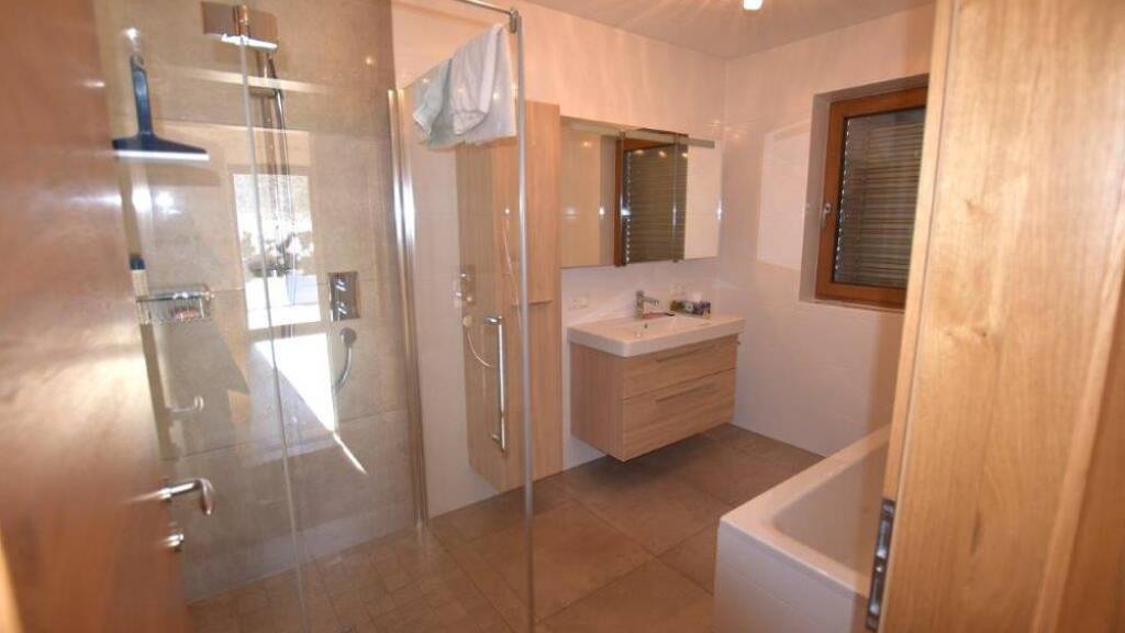 Haus zum Kauf 5 Zimmer 144,6 m² 777 m² Grundstück Oberndorf 6372