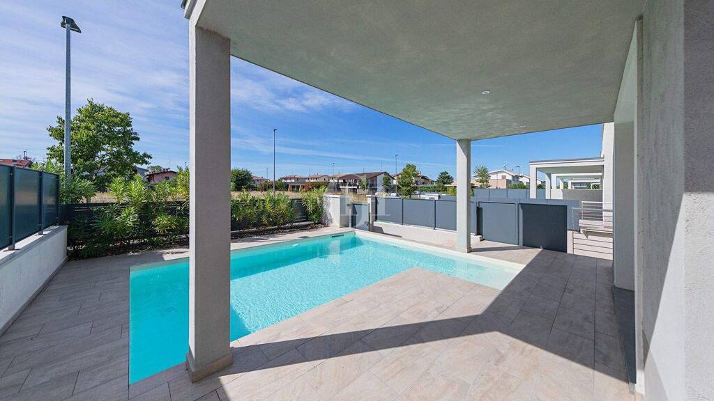 Villa zum Kauf 850.000 € 4 Zimmer 125,7 m² 88 m² Grundstück frei ab sofort Via Caboto 2 Sirmione 25019