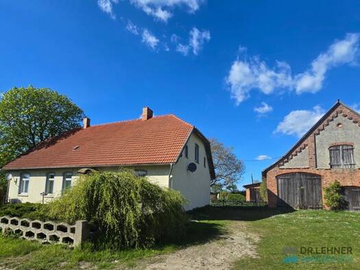 Bauernhaus zum Kauf 149.000 € 4 Zimmer 130 m² 2.169 m² Grundstück Beckenkrug Varchentin 17192