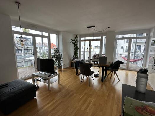 Wohnung zur Miete 1.300 € 3 Zimmer 101 m² 4. Geschoss frei ab 01.09.2026 Glockenhof Nürnberg 90478