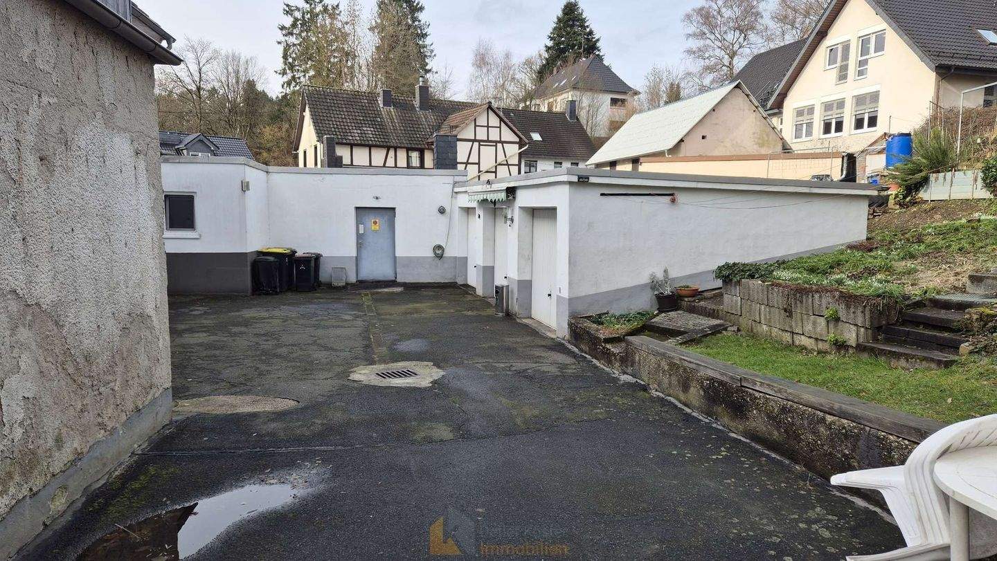 Immobilie in Ruppichteroth - Wohn-/ Geschäftshaus mit Potenzial in zentraler Lage von Ruppichteroth - Bild 3