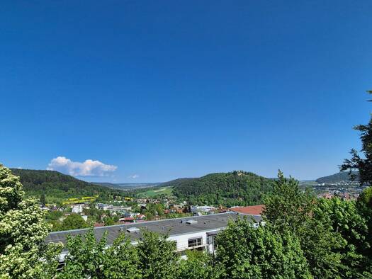 Penthouse zur Miete 1.750 € 4,5 Zimmer 125 m² Geschoss 1/3 frei ab sofort Uhlandstraße 17 Nagold 72202