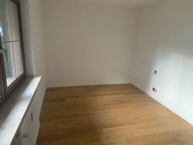 Wohnung zum Kauf provisionsfrei 180.000 € 3 Zimmer 117 m² frei ab sofort Dorfstr. Tüllingen Lörrach 79539