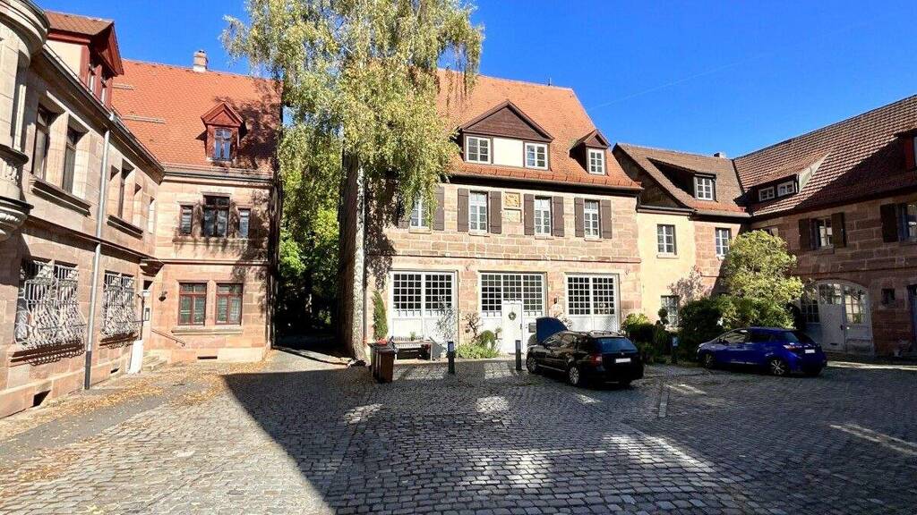 Wohnung zum Kauf 299.000 € 2,5 Zimmer 101,8 m² 2. Geschoss Schwabach 91126