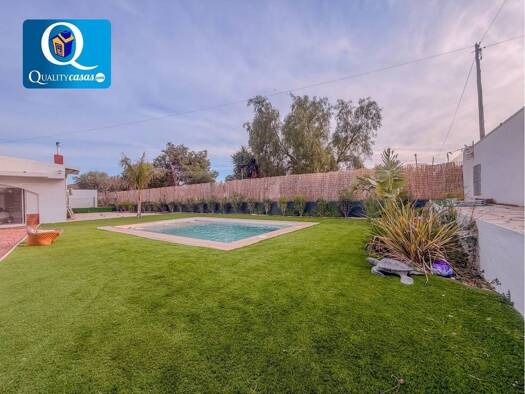 Chalet zum Kauf 519.900 € 5 Zimmer 200 m² 1.082 m² Grundstück Sant Vicent del Raspeig / San Vicente del Raspeig 03690