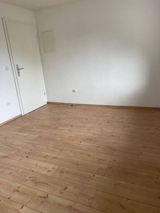 WUNDERSCHÖN GEPFLEGTE 1-ZIMMER WOHNUNG IN NÜRNBERG - KATZWANG, WLAN INKLUSIVE! – Am Hammer 10, 90455 Nürnberg – Vorschaubild 9