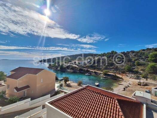 Haus zum Kauf 1.150.000 € 5 Zimmer 200 m² Marina