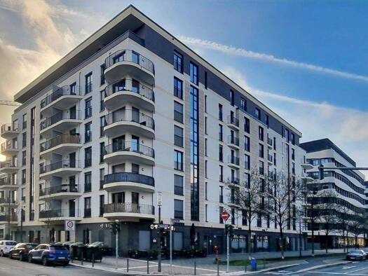 Wohnung zum Kauf provisionsfrei 719.000 € 3 Zimmer 96 m² 4. Geschoss frei ab 01.04.2026 Europa-Allee 83 Gallus Frankfurt 60486
