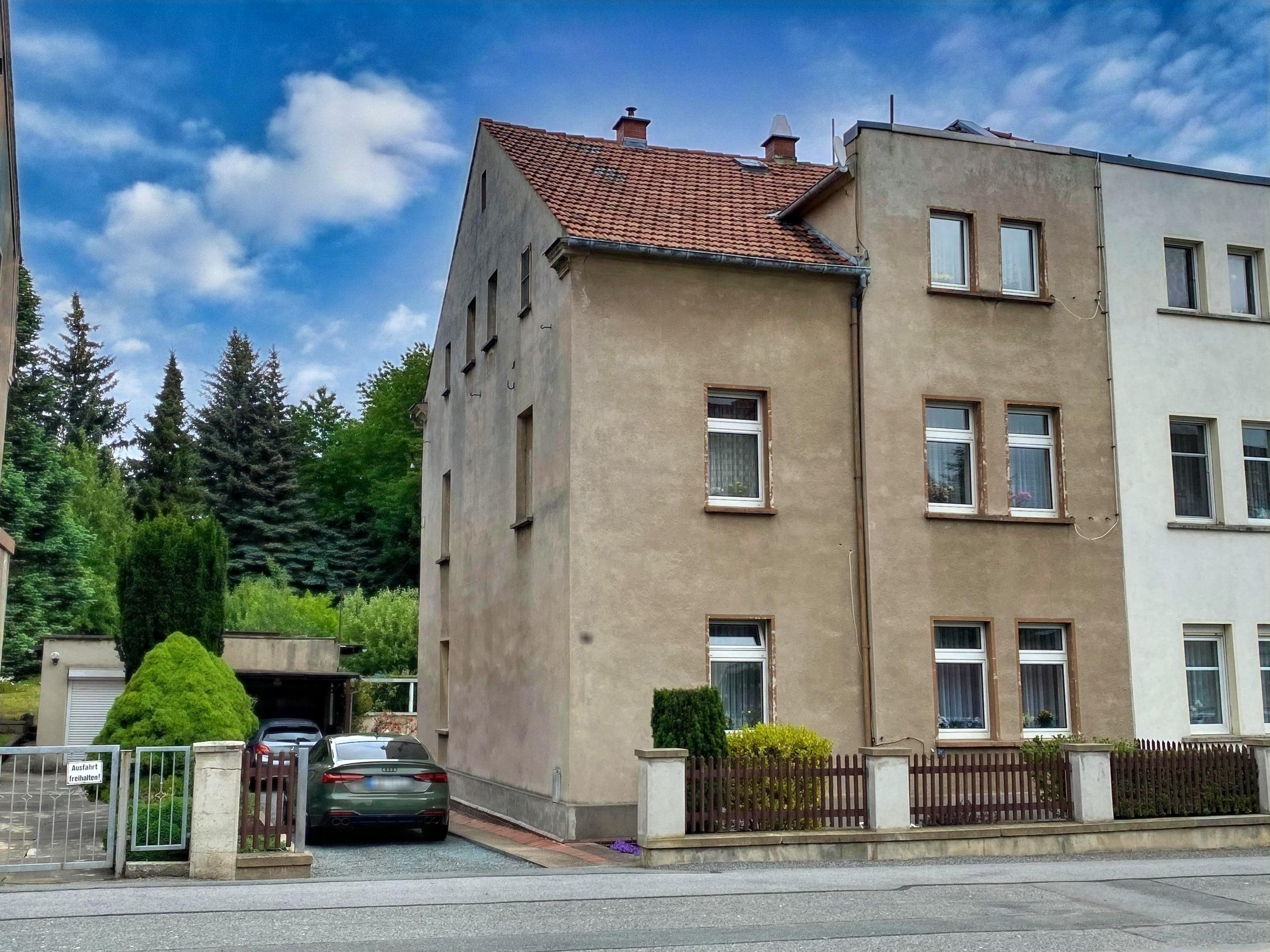 Mehrfamilienhaus zum Kauf 79.000 € 7 Zimmer 180 m²<br/>Wohnfläche 690 m²<br/>Grundstück Zittau Zittau 02763