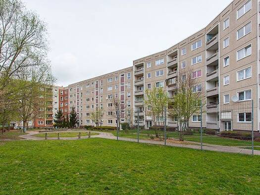 Wohnung zur Miete 475 € 3 Zimmer 76,7 m² 6. Geschoss Ernst-Abbe-Straße 12 Melchendorf Erfurt 99097