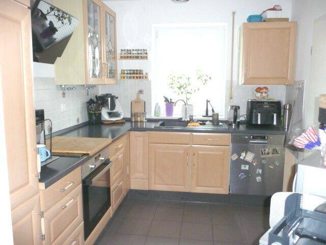 Immobilie in Schirmitz - **Sehr schönes Familienobjekt - Doppelhaushälfte mit Garten in ruhiger Lage** - Bild 3