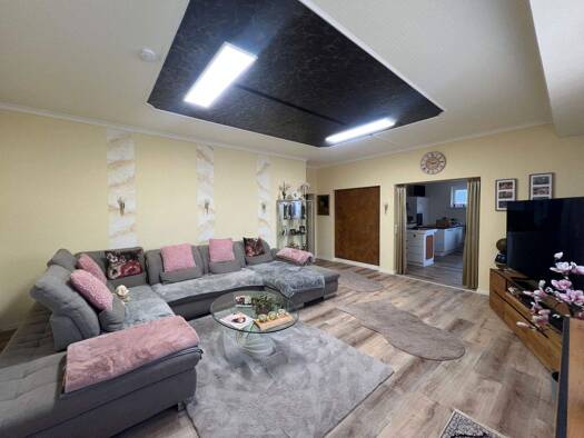 Wohnung zur Miete 1.340 € 3 Zimmer 160 m² frei ab 01.04.2026 Sulgen Schramberg 78713