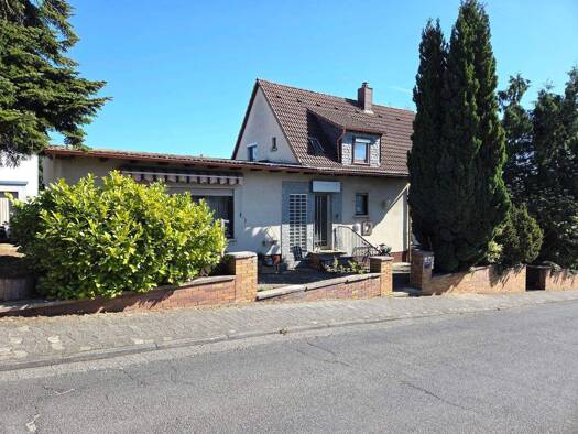 Mehrfamilienhaus zum Kauf 550.000 € 1 Zimmer frei ab sofort Roßdorf Roßdorf 64380