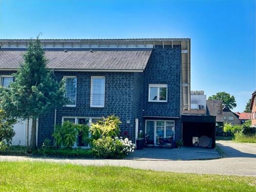 Doppelhaushälfte zum Kauf 285.000 € 5 Zimmer 117,8 m² 262 m² Grundstück Salzbergen 48499
