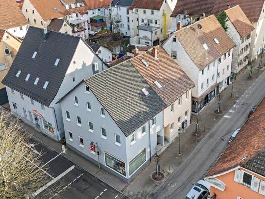Einfamilienhaus zum Kauf provisionsfrei 299.000 € 10 Zimmer 174,5 m² 87 m² Grundstück Tuttlingen 78532