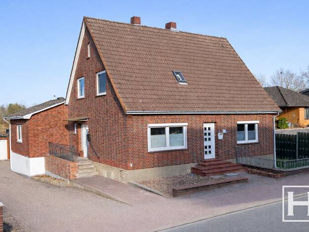 Mehrfamilienhaus zum Kauf 249.000 € 6 Zimmer 150 m² 735 m² Grundstück Sievershütten 24641
