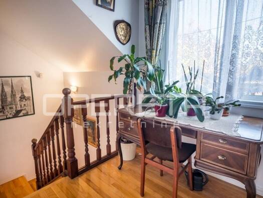 Haus zum Kauf 1.200.000 € 1 Zimmer 560 m² Dol