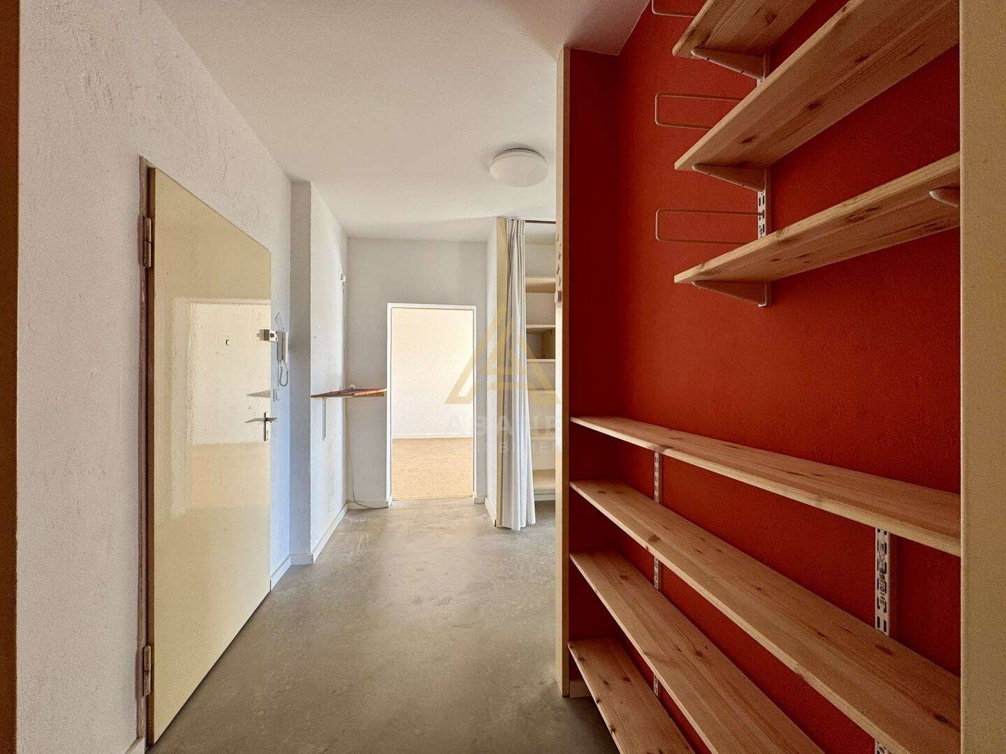 Property thumbnail 2