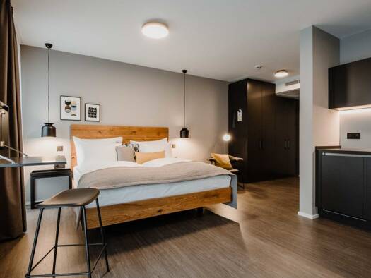 Wohnung zur Miete 2.999 € 1 Zimmer 32 m² 1. Geschoss Schwabing-Freimann München 80807