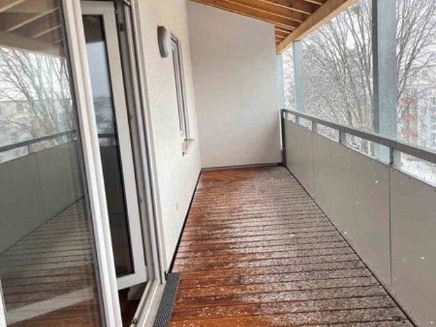 Wohnung zur Miete 815 € 2 Zimmer 60 m² 4. Geschoss frei ab 09.10.2026 Schillerstraße 7 a Weil am Rhein Weil am Rhein 79576
