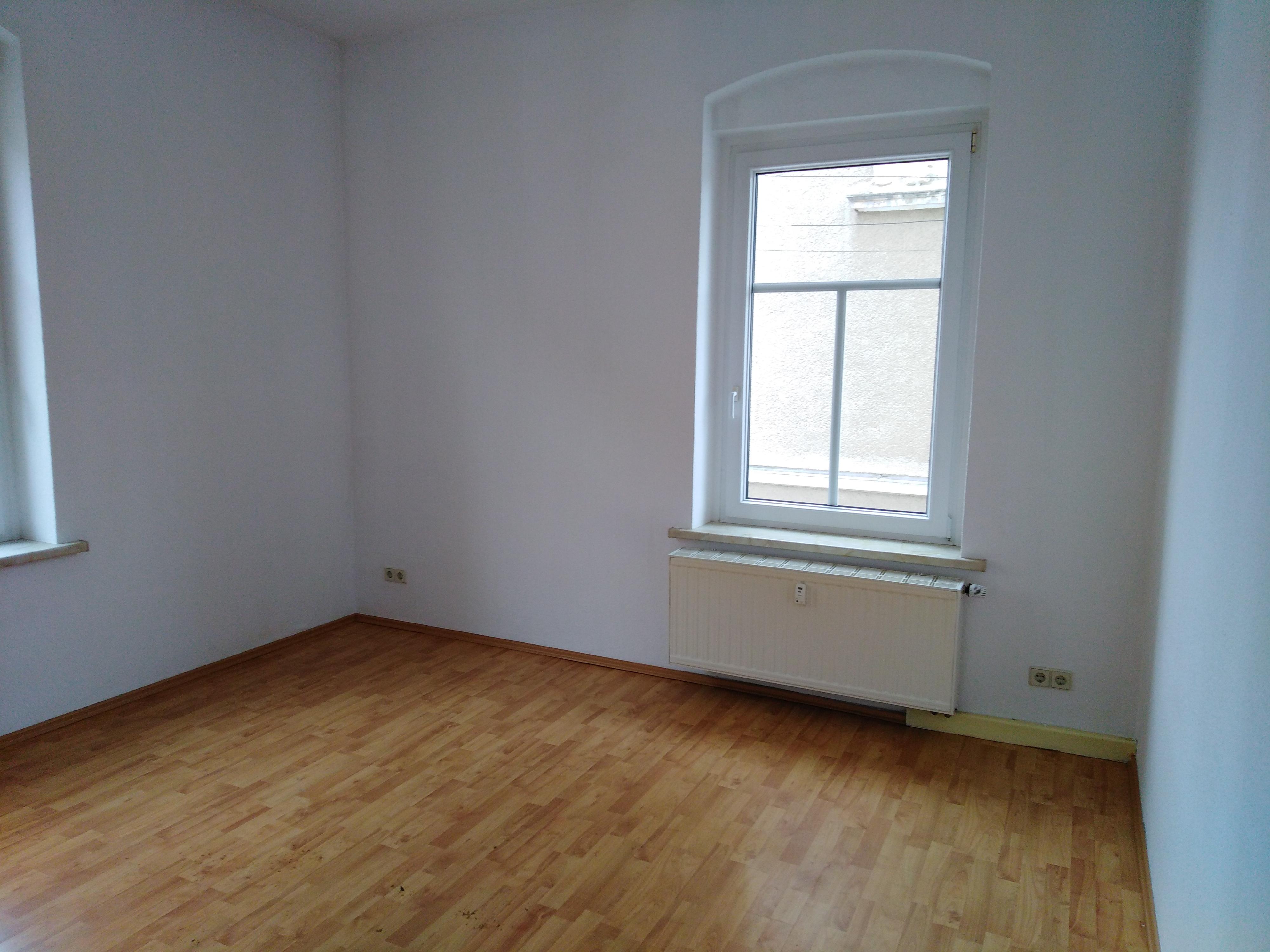 Wohnung zur Miete 250 € 2 Zimmer 45,3 m²<br/>Wohnfläche 1.<br/>Geschoss Körnerstraße 9 Glauchau Glauchau 08371