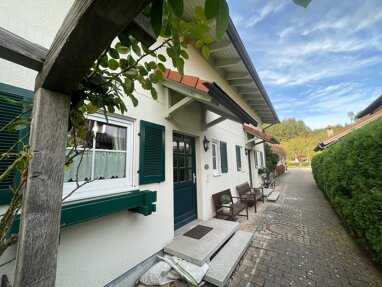 Doppelhaushälfte zum Kauf 649.000 € 4 Zimmer 119 m² 574 m² Grundstück Truchtlaching Seeon-Seebruck 83376