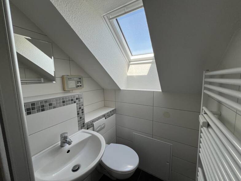 Wohnung zur Miete 185 € 1 Zimmer 26 m² Dachgeschoss Rosenstraße 6 Wohnkomplex 5 Eisenhüttenstadt 15890