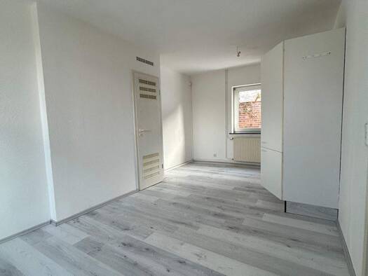 Maisonette zur Miete 420 € 42 m² 1. Geschoss Kirchstraße 12a Leer 26789