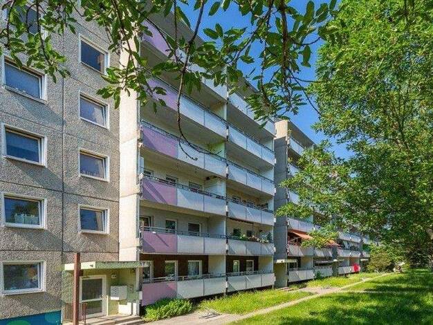 Wohnung zur Miete nur mit Wohnberechtigungsschein 466 € 3 Zimmer 64,3 m² 4. Geschoss frei ab 16.03.2026 Harthaer Str. 20 Gorbitz-Nord/Neu-Omsewitz Dresden 01169
