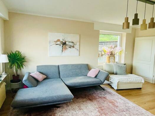 Wohnung zur Miete 1.600 € 3,5 Zimmer 110 m² Geschoss 1/2 frei ab 02.11.2026 Lannesdorf Bonn 53179