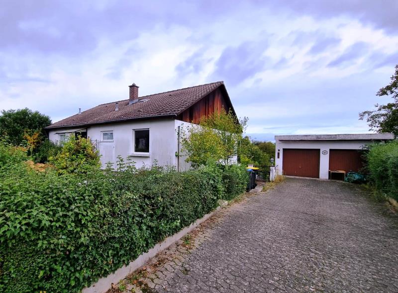 Einfamilienhaus zum Kauf 480.000 € 7 Zimmer 160,7 m²<br/>Wohnfläche 653 m²<br/>Grundstück Müllheim Müllheim 79379