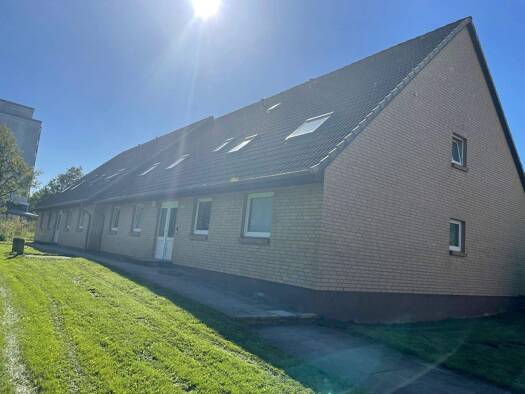 Wohnung zur Miete 521 € 3 Zimmer 75 m² frei ab sofort Max-Reger-Straße 80 Engelsby Flensburg 24943