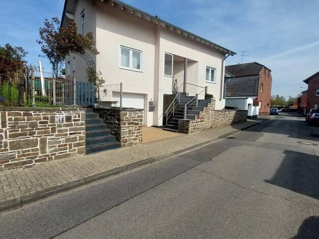 Einfamilienhaus zum Kauf provisionsfrei 395.000 € 8 Zimmer 143 m² 314 m² Grundstück Offermannsstr. 9 Setterich Baesweiler 52499