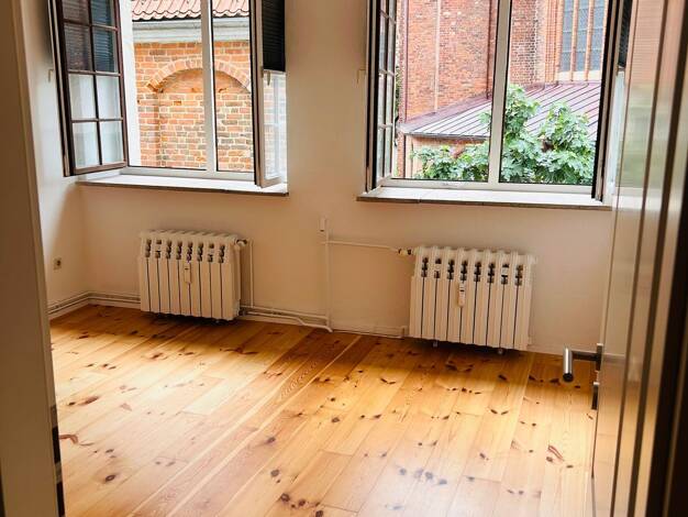 Wohnung zur Miete 1.080 € 4 Zimmer 90 m² EG frei ab sofort Badenstraße 45 Altstadt Stralsund 18439