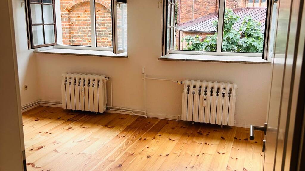 Wohnung zur Miete 1.080 € 4 Zimmer 90 m² EG frei ab sofort Badenstraße 45 Altstadt Stralsund 18439