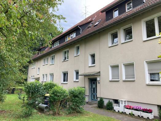 Wohnung zur Miete 257 € 2 Zimmer 41,9 m² Dachgeschoss frei ab 15.09.2025 Berliner Straße 28 Helsa Helsa 34298