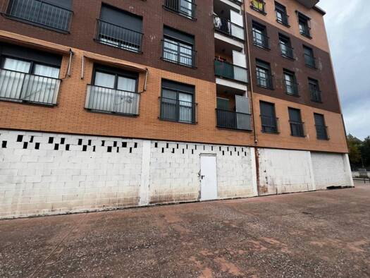 Verkaufsfläche zum Kauf 94.000 € 379 m² Verkaufsfläche Cuéllar 40200
