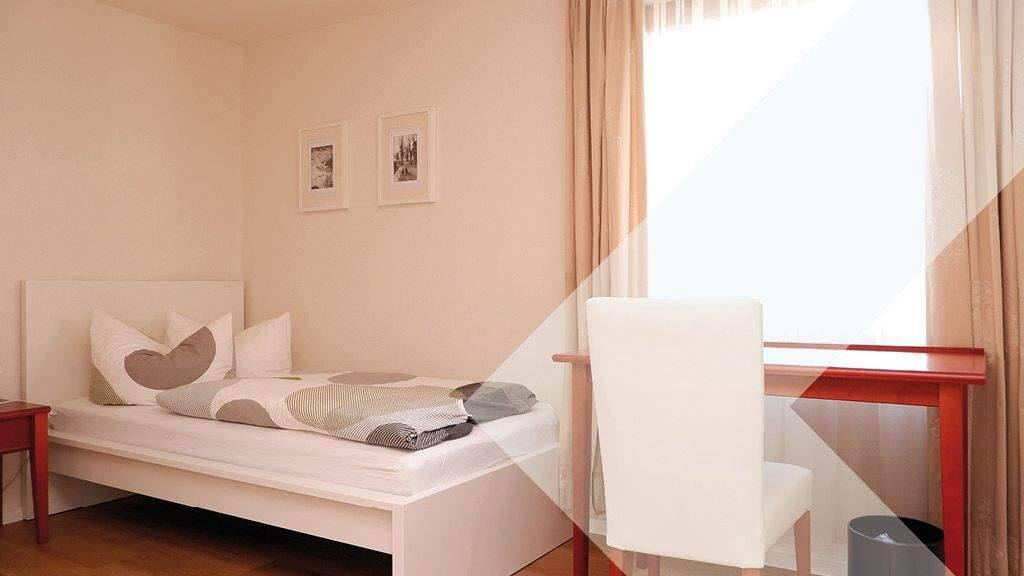 Studio zur Miete 420 € 1 Zimmer 14 m² EG Südstadt Tübingen 72070