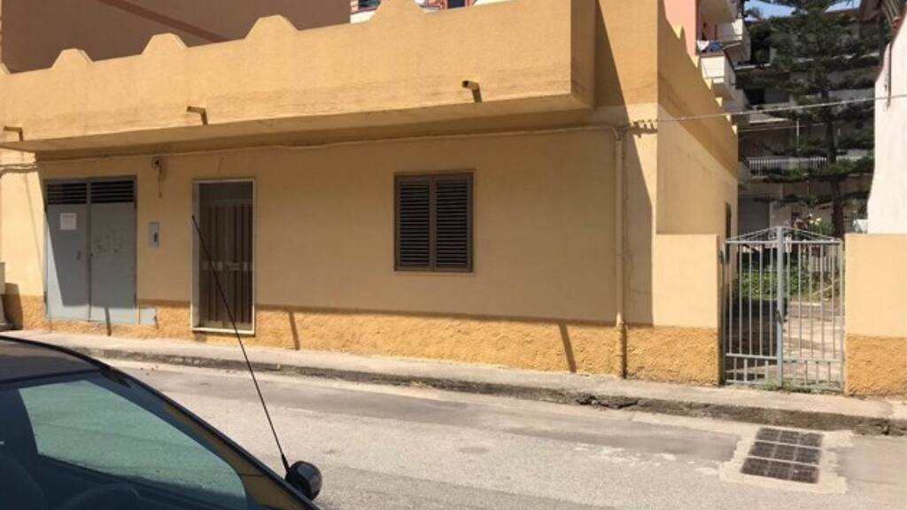 Einfamilienhaus zum Kauf 121.000 € 4 Zimmer 146 m² 400 m² Grundstück Melissa 88814