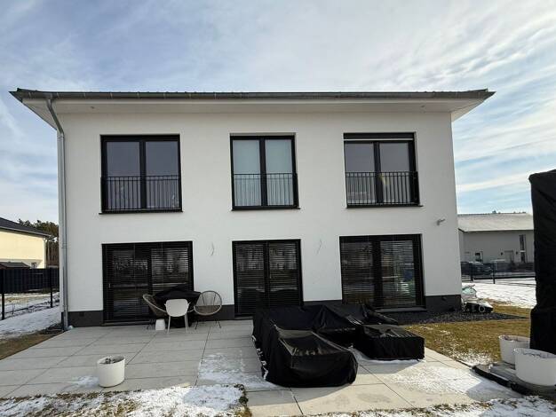 Einfamilienhaus zum Kauf 650.000 € 3 Zimmer 155 m² 555 m² Grundstück frei ab 01.06.2026 Ludwigsfelde 14974