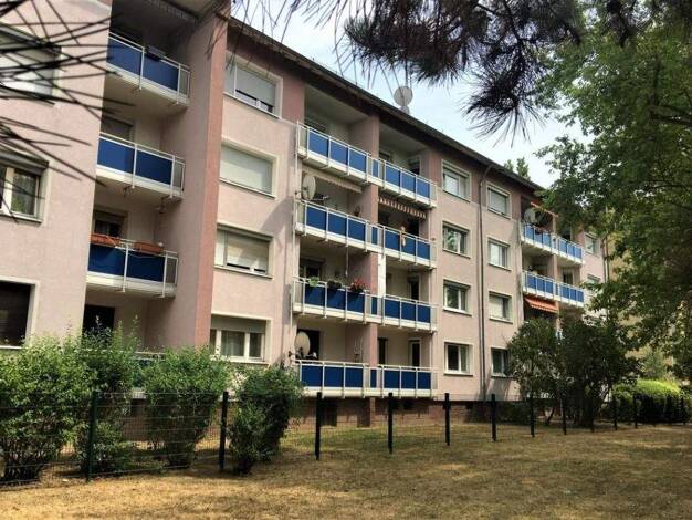 Wohnung zum Kauf provisionsfrei 306.000 € 3 Zimmer 72,8 m² 2. Geschoss Espenstraße 8 Griesheim West 65933
