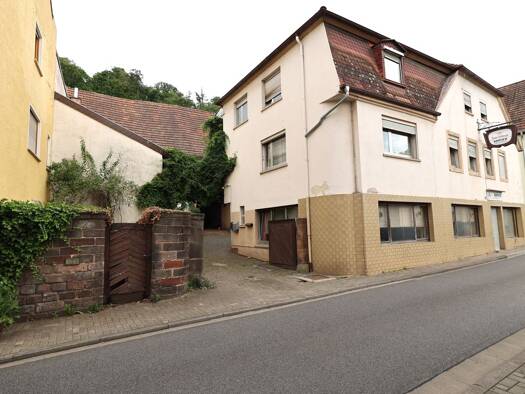 Mehrfamilienhaus zum Kauf 250.000 € 12 Zimmer 360 m² 529 m² Grundstück Landstuhl 66849