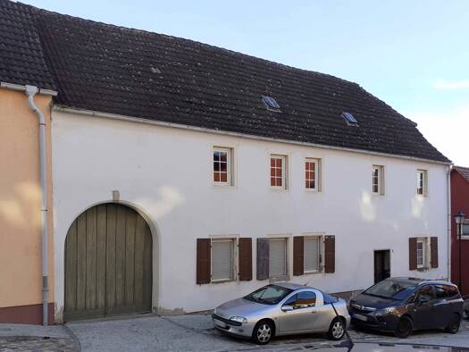 Stadthaus zum Kauf provisionsfrei 80.000 € 12,5 Zimmer 180 m² 259 m² Grundstück Schloßstraße 8 Freyburg Freyburg (Unstrut) 06632