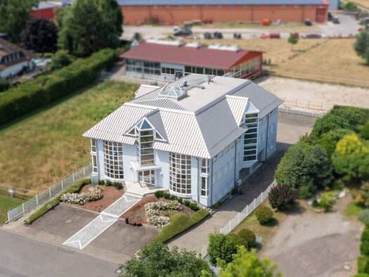 Bürogebäude zum Kauf 1.083 € 1.247 m² Bürofläche Wasenweiler Ihringen 79241