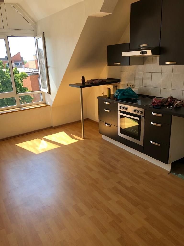 Wohnung zur Miete 720 € 3 Zimmer 98 m²<br/>Wohnfläche 2.<br/>Geschoss ab sofort<br/>Verfügbarkeit Gröpelinger Heer 221 Ohlenhof Bremen 28239